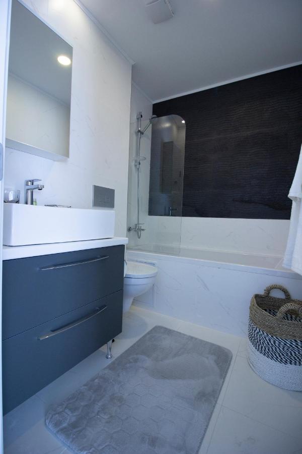 Single Room A503 Stayinn By Cosmopolis Stefanestii de Jos 外观 照片